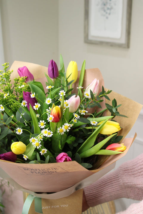 The 'Joyful Tulips' Gift Box